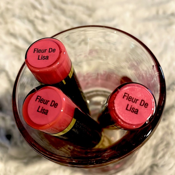 New SeneGence LipSense Fleur De Lisa Pink Liquid Lip Color Shimmery Light Pink - Picture 2 of 4